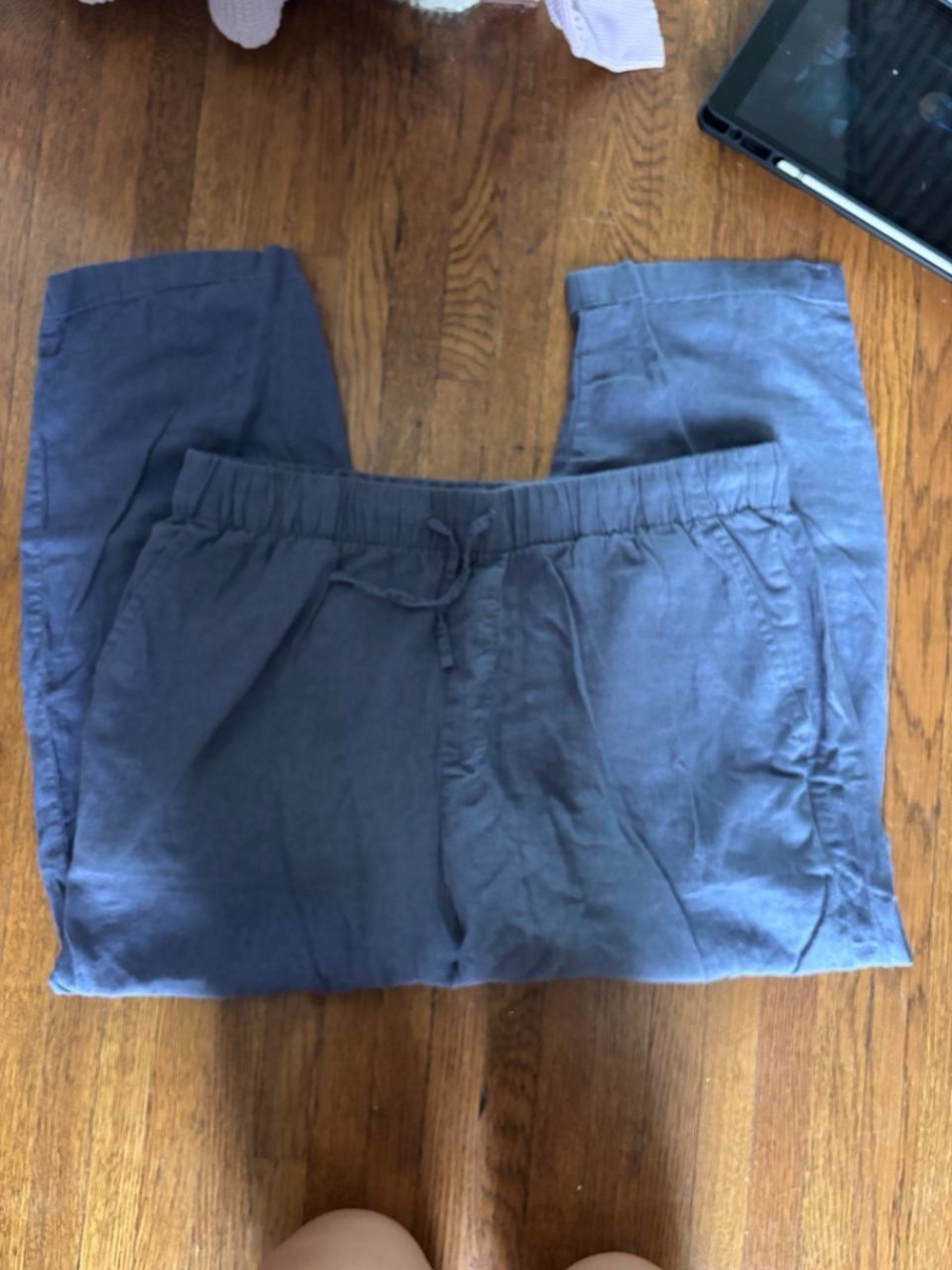 GAP Women’s Blue linen pants